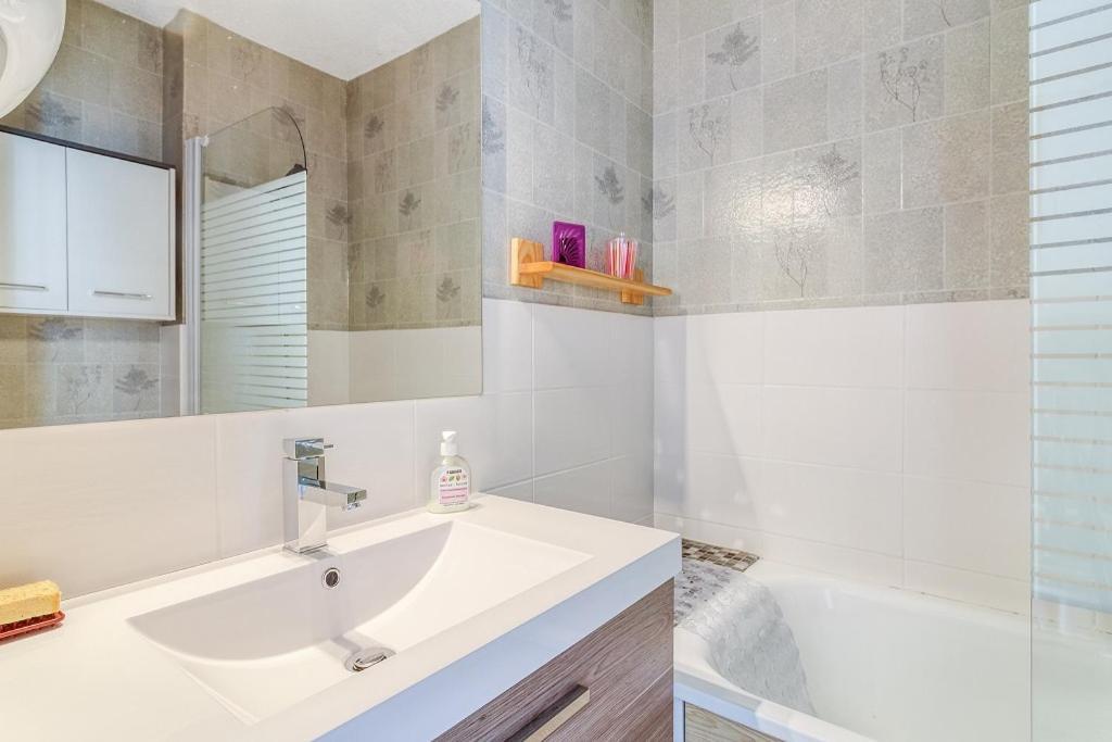 Appartement كوتيريه المظهر الخارجي الصورة